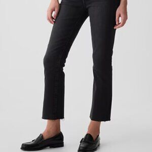GAP High Rise Kick Flare Jeans in Washed Black, size 30
